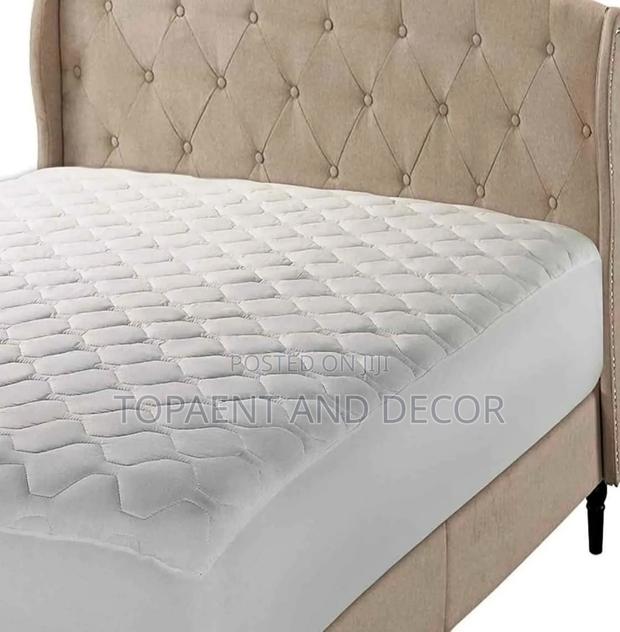 100% Waterproof Mattress Protector With No Spills