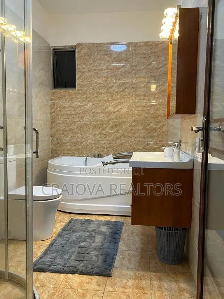 Furnished 3bdrm Penthouse in Valley Arcade for rent