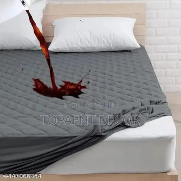 Grey Waterproof 5by 6 Breathable Mattress Protector