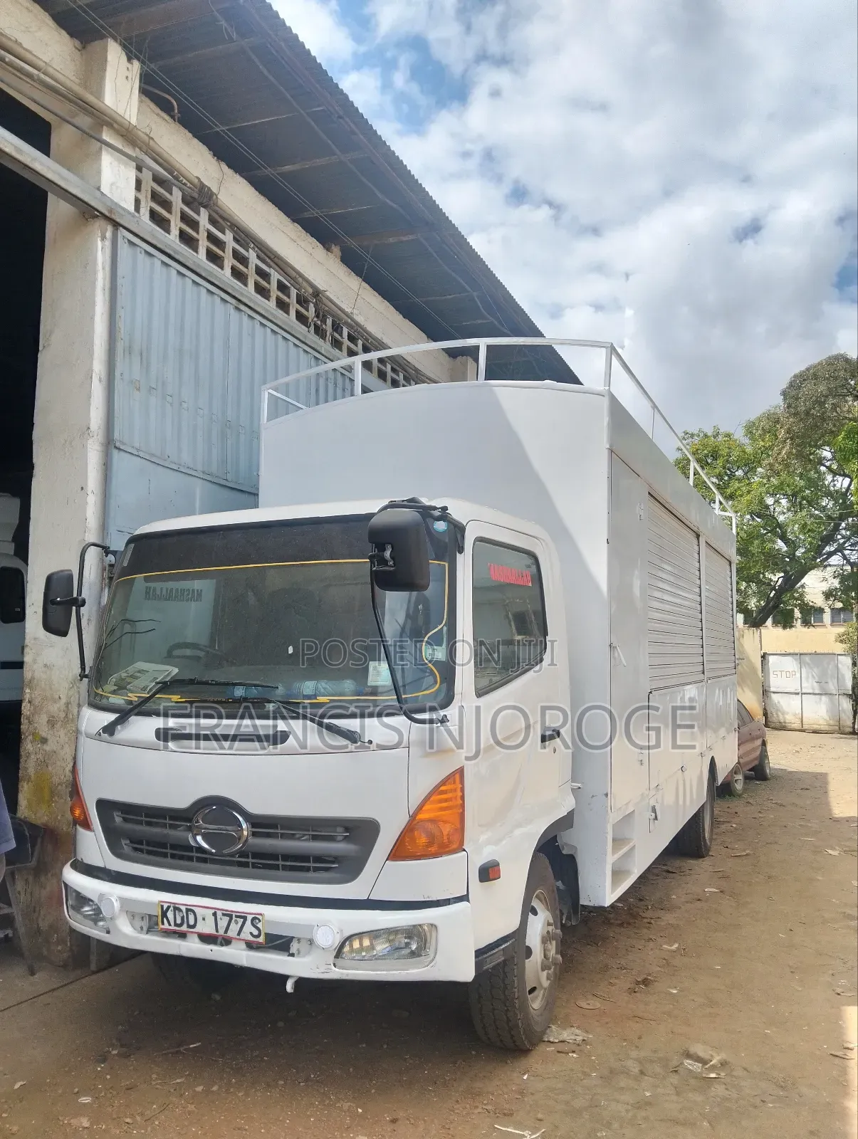Roadshow Trucks