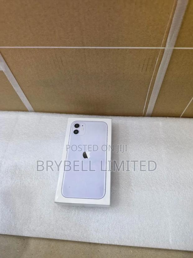 New Apple iPhone 11 128 GB Purple - thumbnail 3