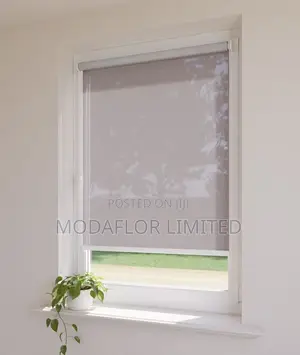 Sunscreen Roller Blinds – Modern Window Covering Solution!