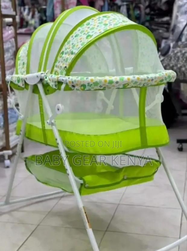 Green Baby Bassinet - main view
