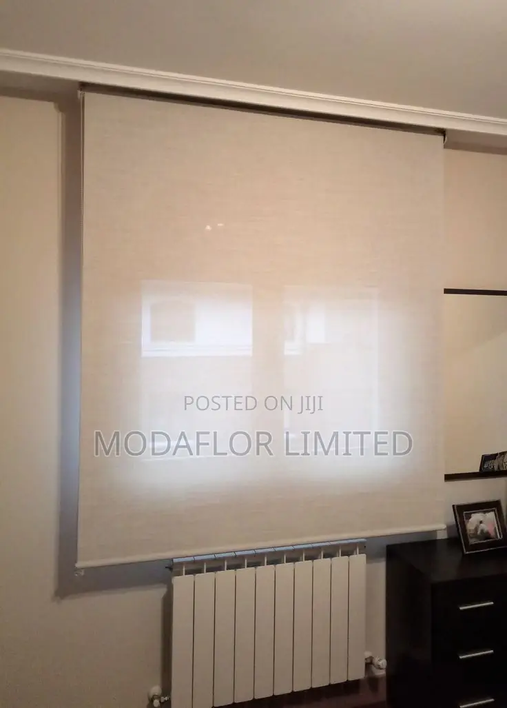 Sunscreen Roller Blinds – Keep Your Cool Indoors!
