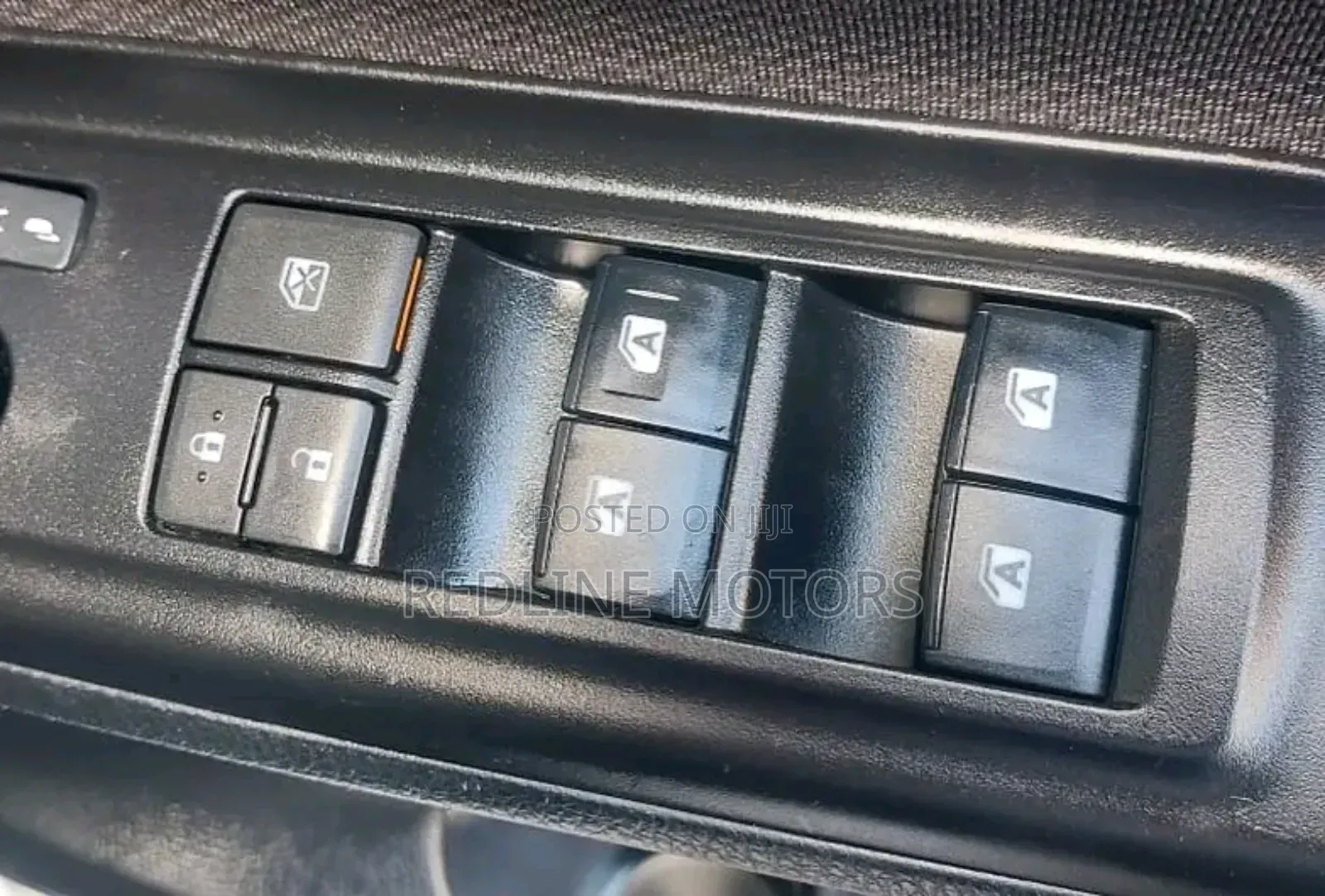 Toyota Voxy 2018 Silver
