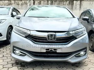 Honda Shuttle 2018 Silver