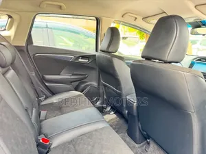 Honda Shuttle 2018 Silver