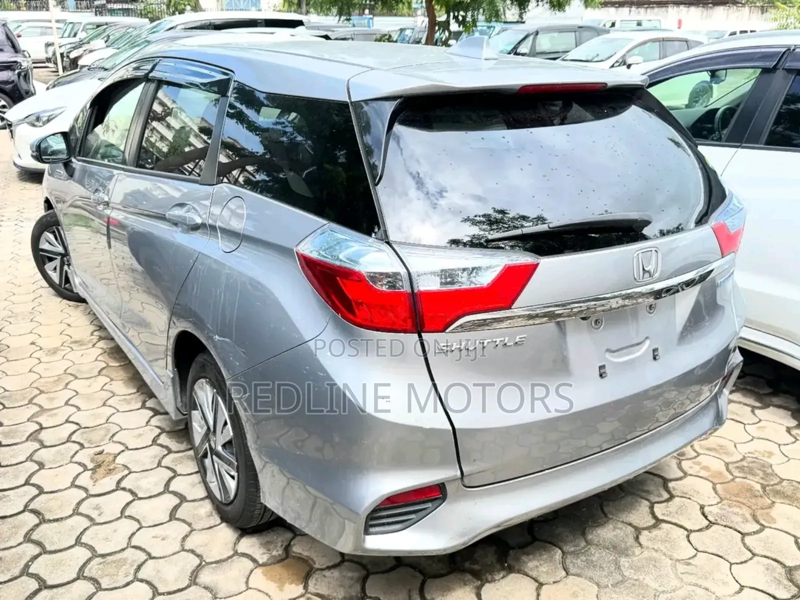 Honda Shuttle 2018 Silver