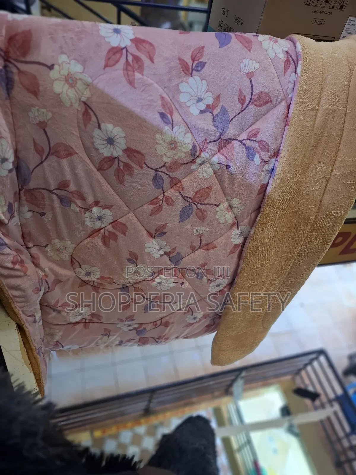Pink Floral Duvet Woolen