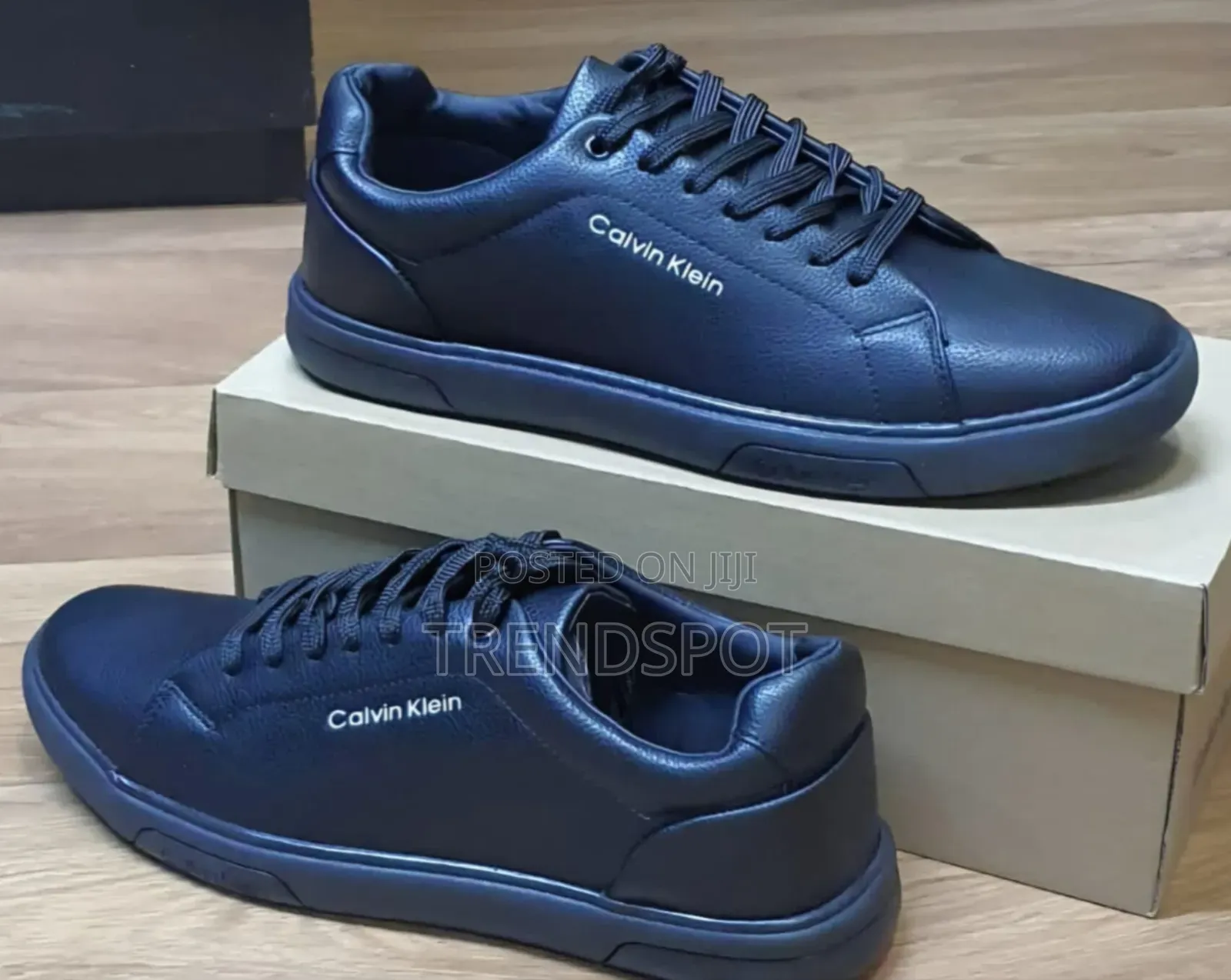 Calvin Klein Black 
Sizes (40/41/43/44/45)