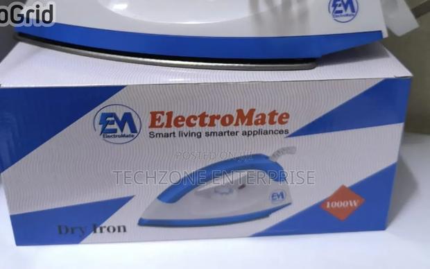 Electromate Dry Iron Box Nonstick Soleplate