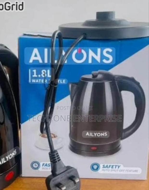 Plastic 1.8 Litres Alyons Electric Kettle - main view