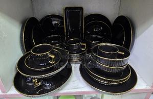 Elegant Black European Porcelain 32 PCS Dinner Set - thumbnail 2