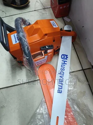 Husqvarna Chainsaw 272xp