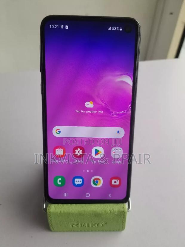 Samsung Galaxy S10e 128 GB Black - main view