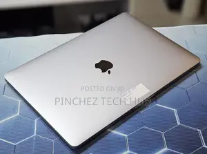 Laptop Apple MacBook Pro 2022 M2 8GB Intel Core I5 SSD 256GB