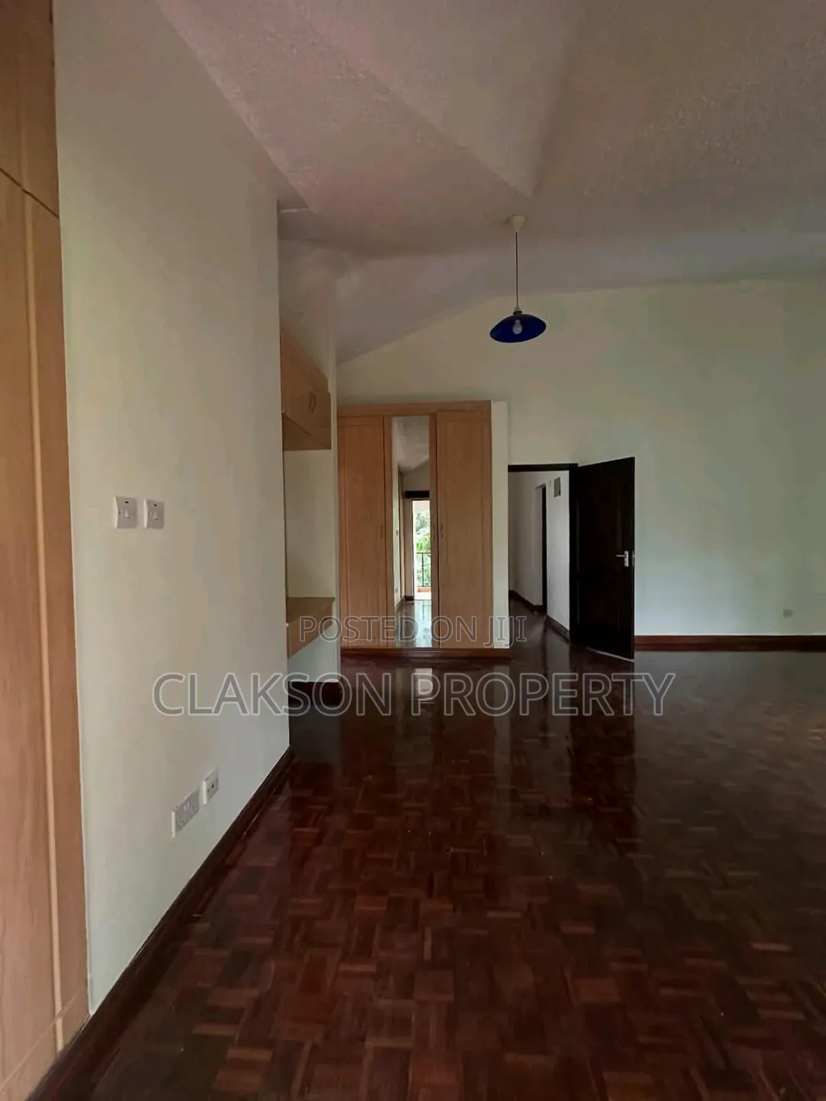 4bdrm Townhouse / Terrace in Lavington for rent