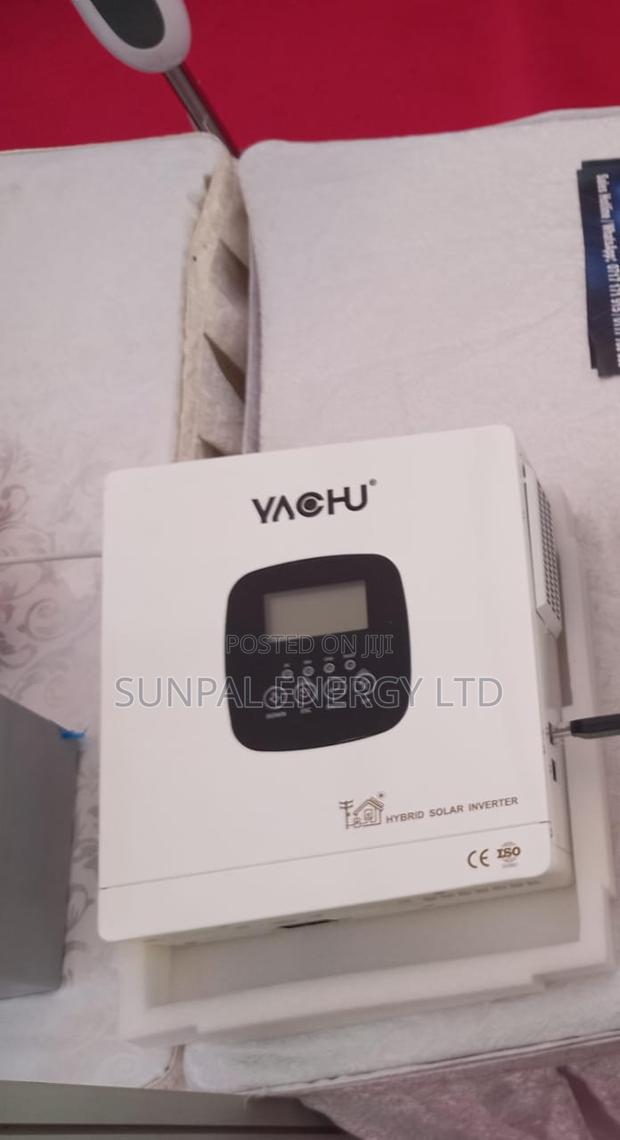 Yachu 3kw Hybrid Inverter