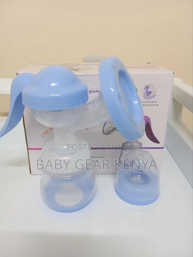 Blue Manual Breast Pump - thumbnail 3