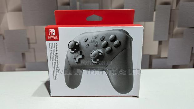 Nintendo Switch Wireless Pro Controller -Black - main view