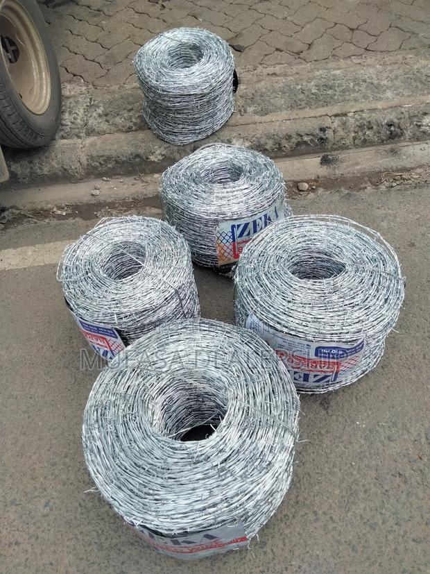 Agricultural Barbed Wire Mesh - thumbnail 2