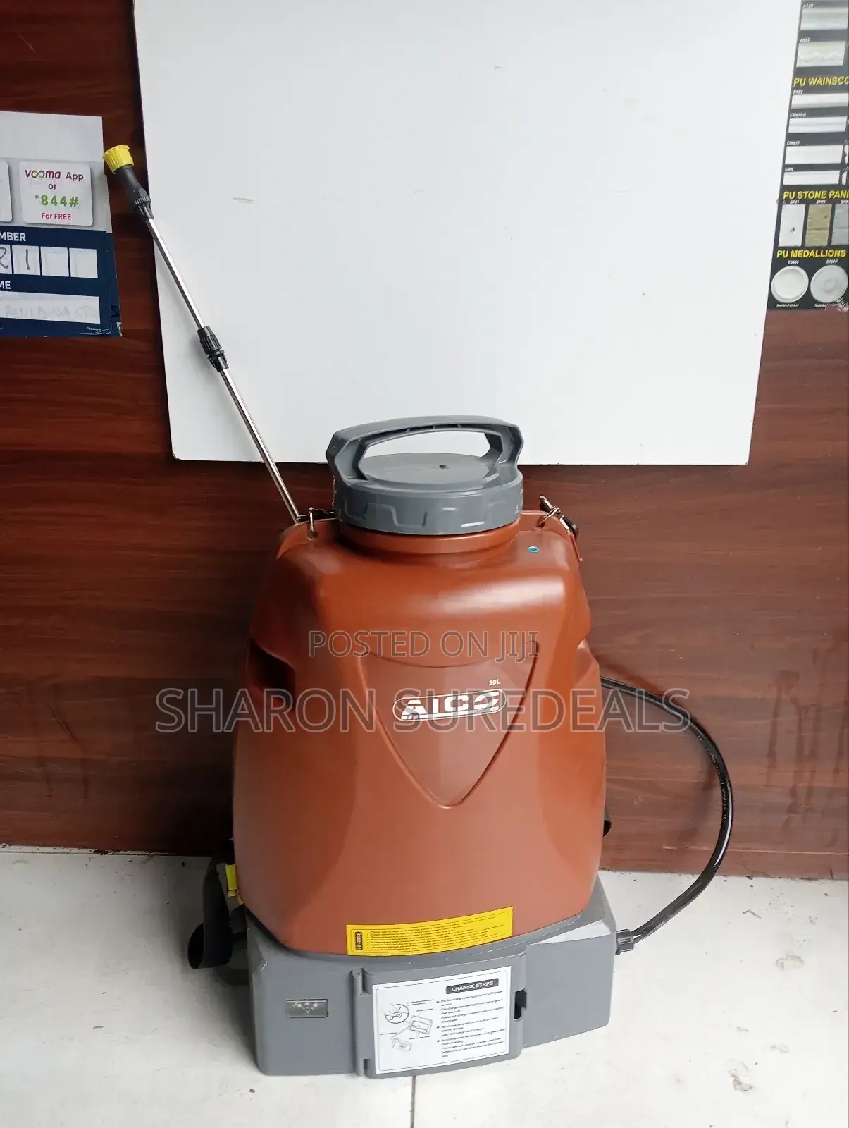 Brand New Knapsack Sprayer 2in 1/Aico