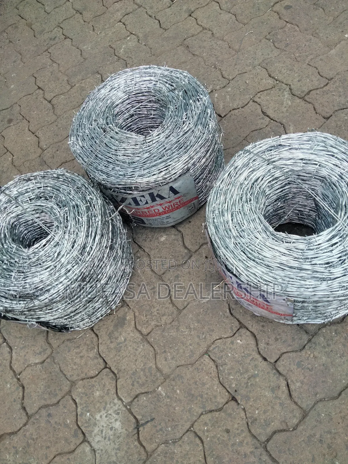 Galvanized Barbed Wire 610m