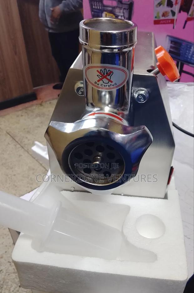 Commercial Meat Mincer/ Meat Grinder - thumbnail 3