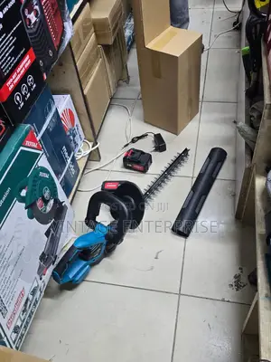 Cordless Hedge Trimmer