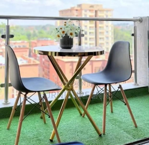 Beautiful Outdoor Set Outdoor Table + 2 Chairs