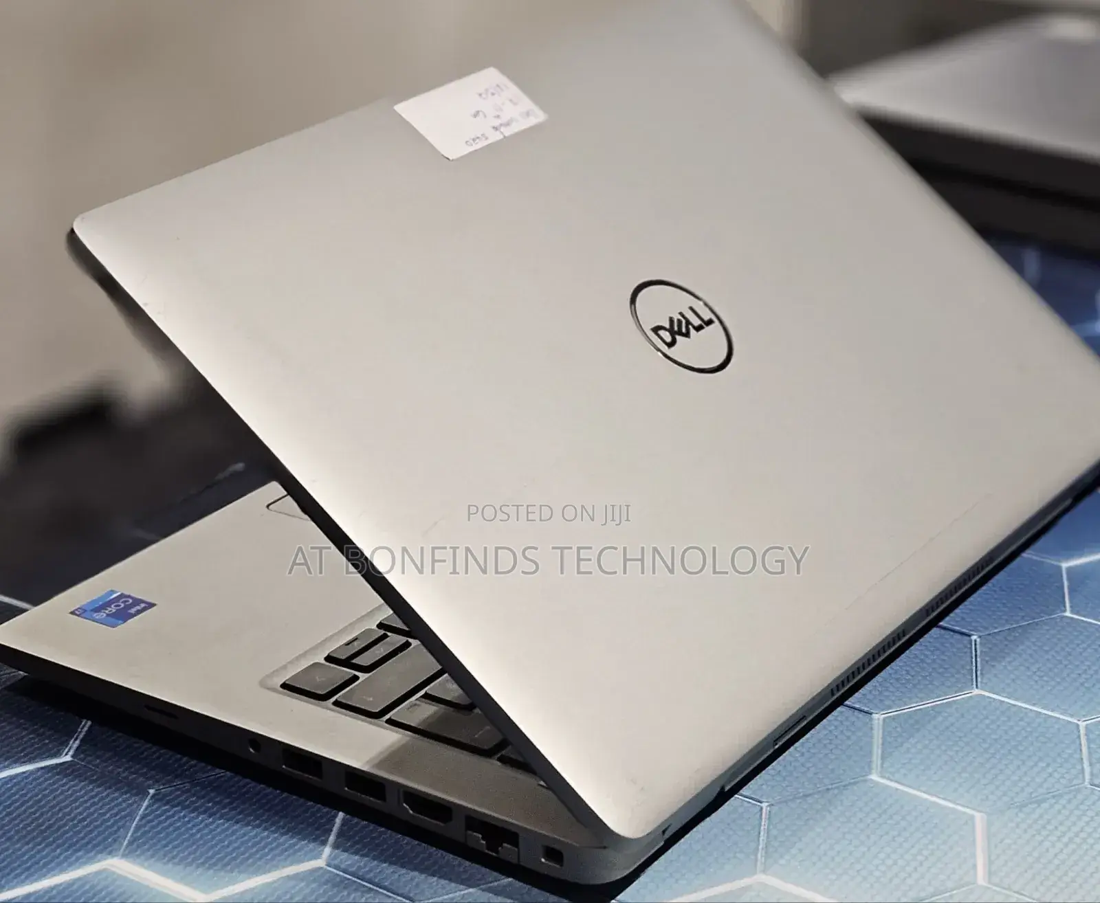 Laptop Dell Latitude 5320 16GB Intel Core I7 SSD 512GB