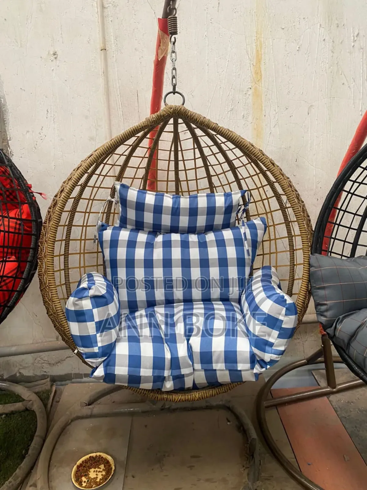 Outdoor Swing In Round