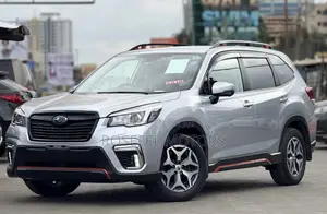 Subaru Forester 2018 Silver