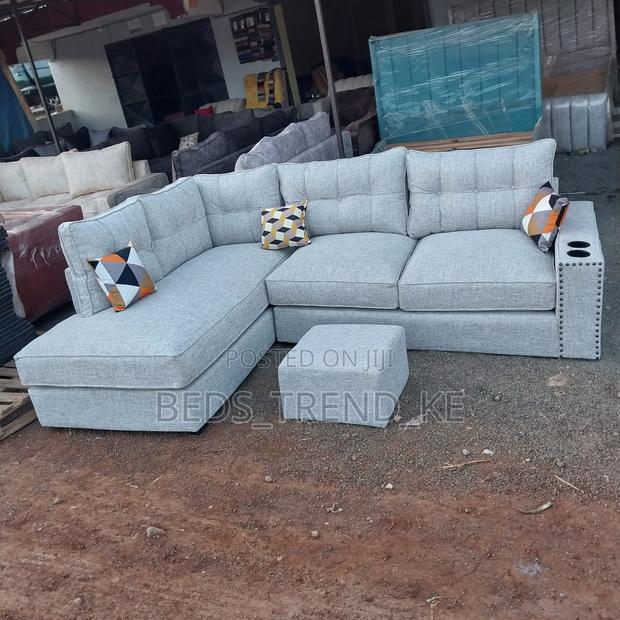 Modern Indoor 6 Seater L Shaped Sofa With Cupholders