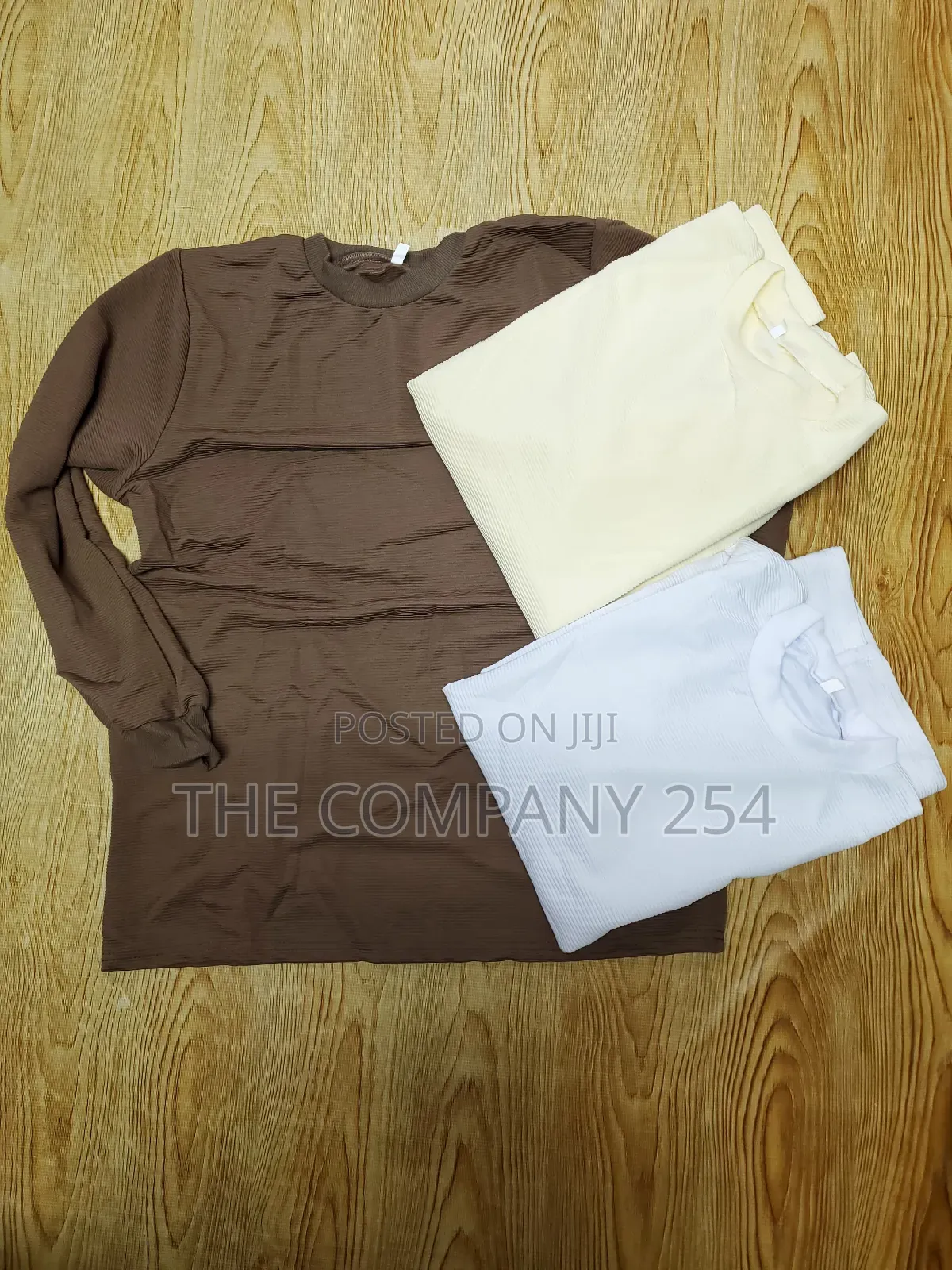 Quality Casual Plain Round Neck Long Sleeved Sweatshirts