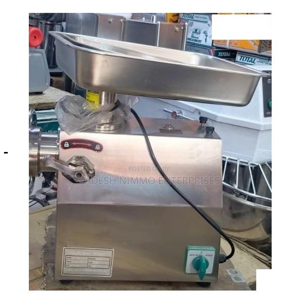 M22 Professional Meat Mincer - main view