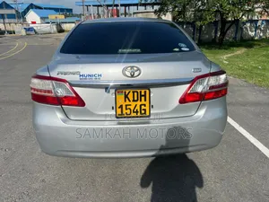 Toyota Premio 2016 Silver