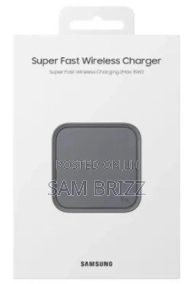 Samsung Super Fast Wireless Charger - thumbnail 2