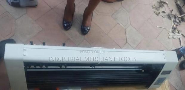 Industrial Plotter Vinyl Cutting Machine 2ft - main view