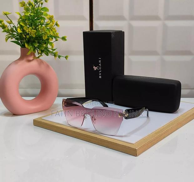 Lady's Dg Sunglass - main view