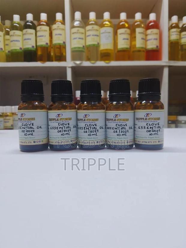 Clove Essential Oil - main view