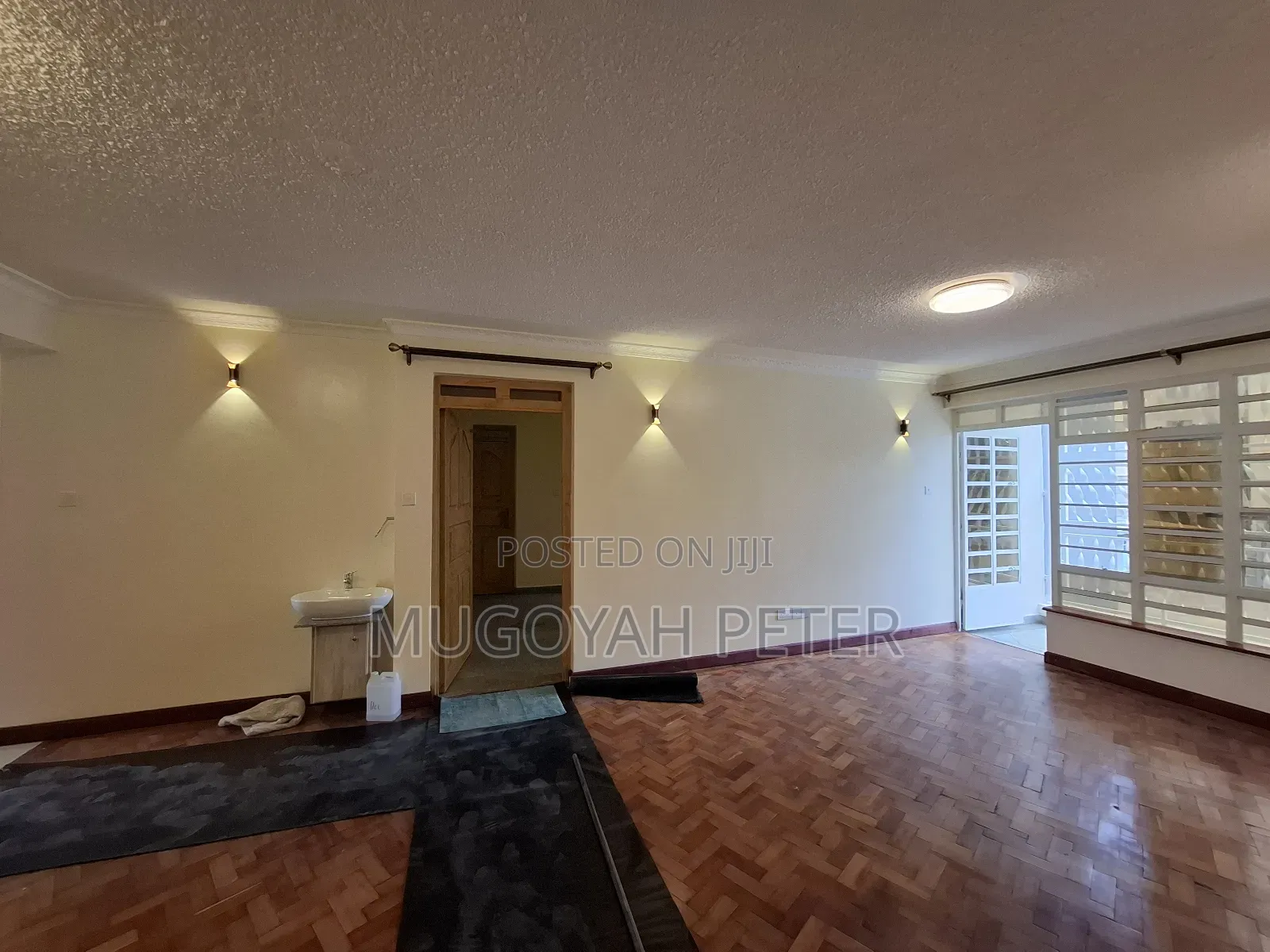 3bdrm Apartment in Uthiru for rent