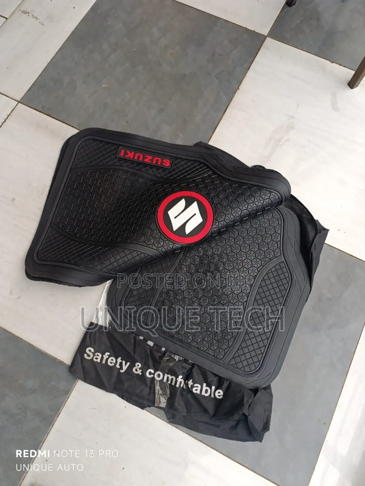 Suzuki Branded Rubber Mats / 5pcs Universal Fit Mats