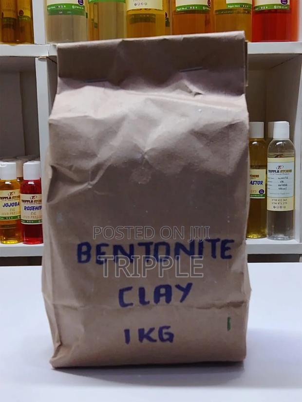Bentonite Clay - main view