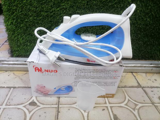Most Valuable 1200w Steam Iron Box - main view