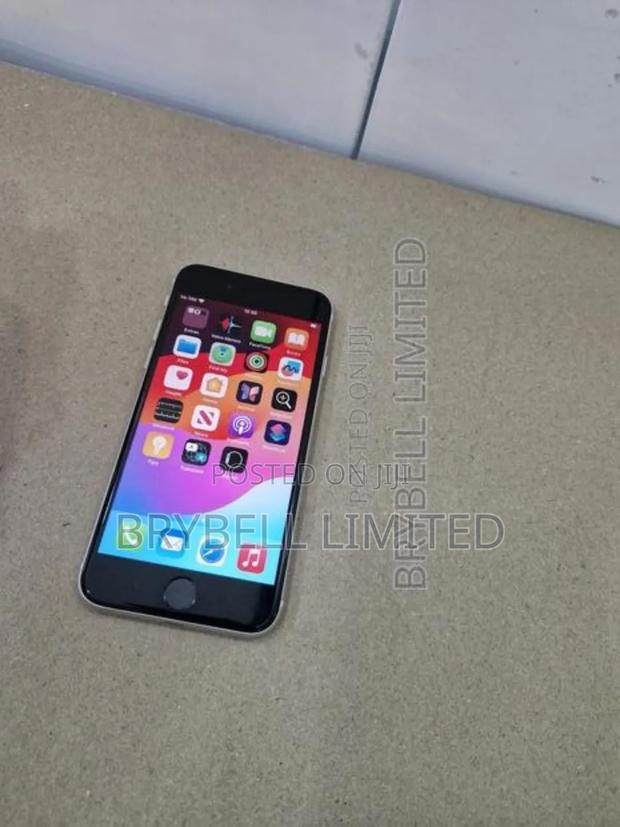 Apple iPhone SE 64 GB White - thumbnail 2