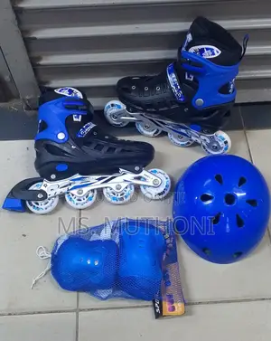 Full Set Hard Boots , Rubber Wheels ,Hard Helmet Skate Set