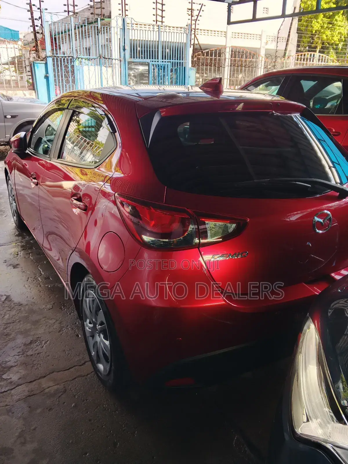 Mazda 2 2018 Red