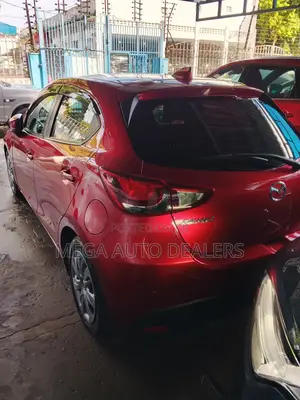 Mazda 2 2018 Red