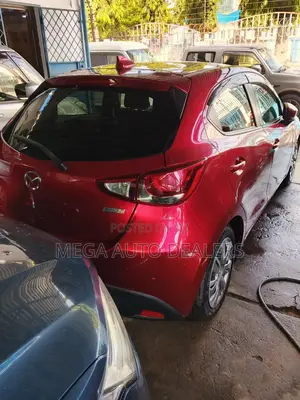 Mazda 2 2018 Red